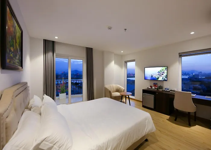 Rhm Luxury Hotel And Suite