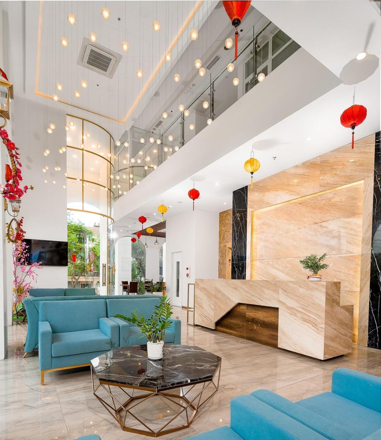 Rhm Luxury And Da Nang