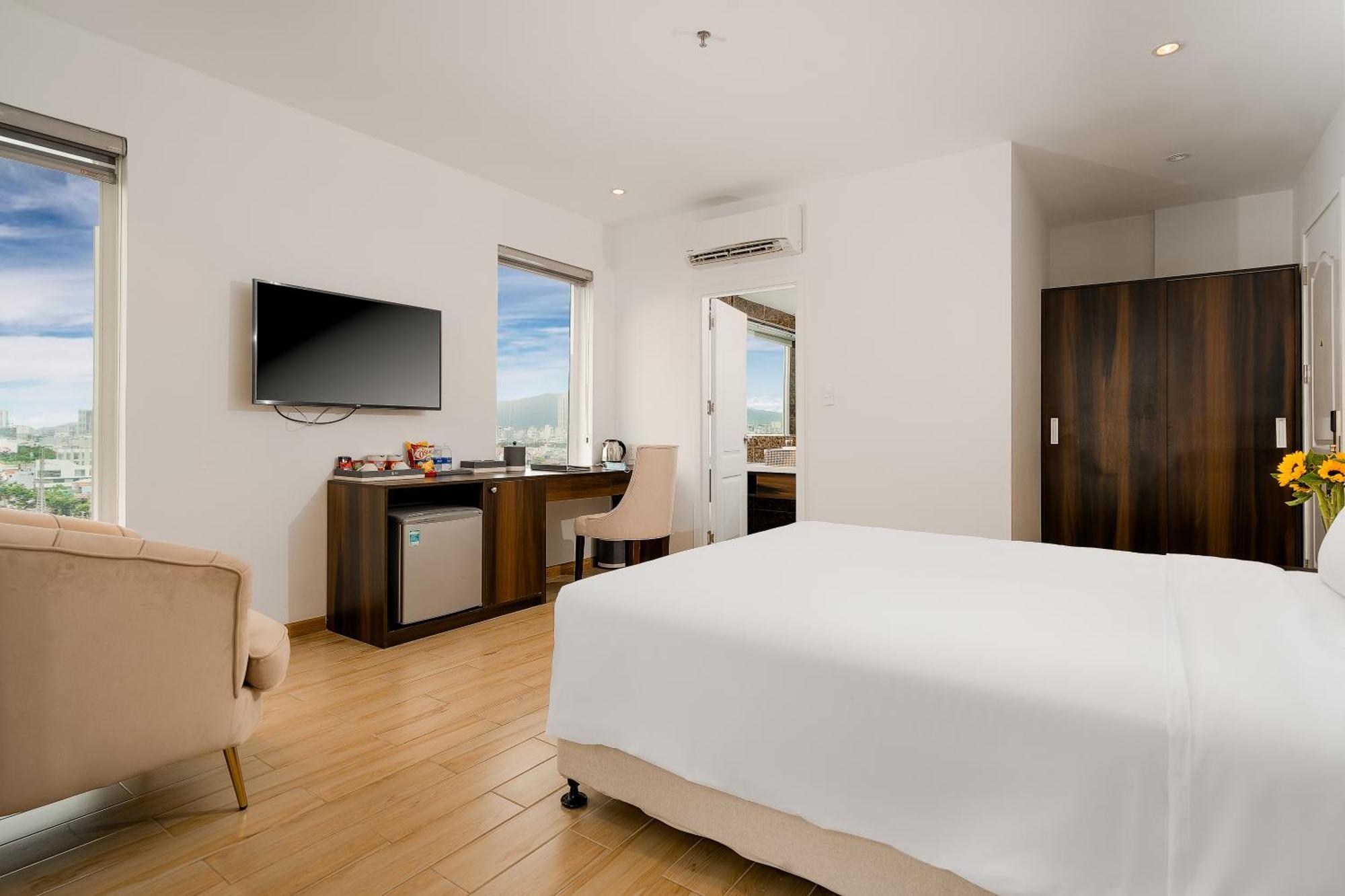 Hotel Rhm Luxury And
