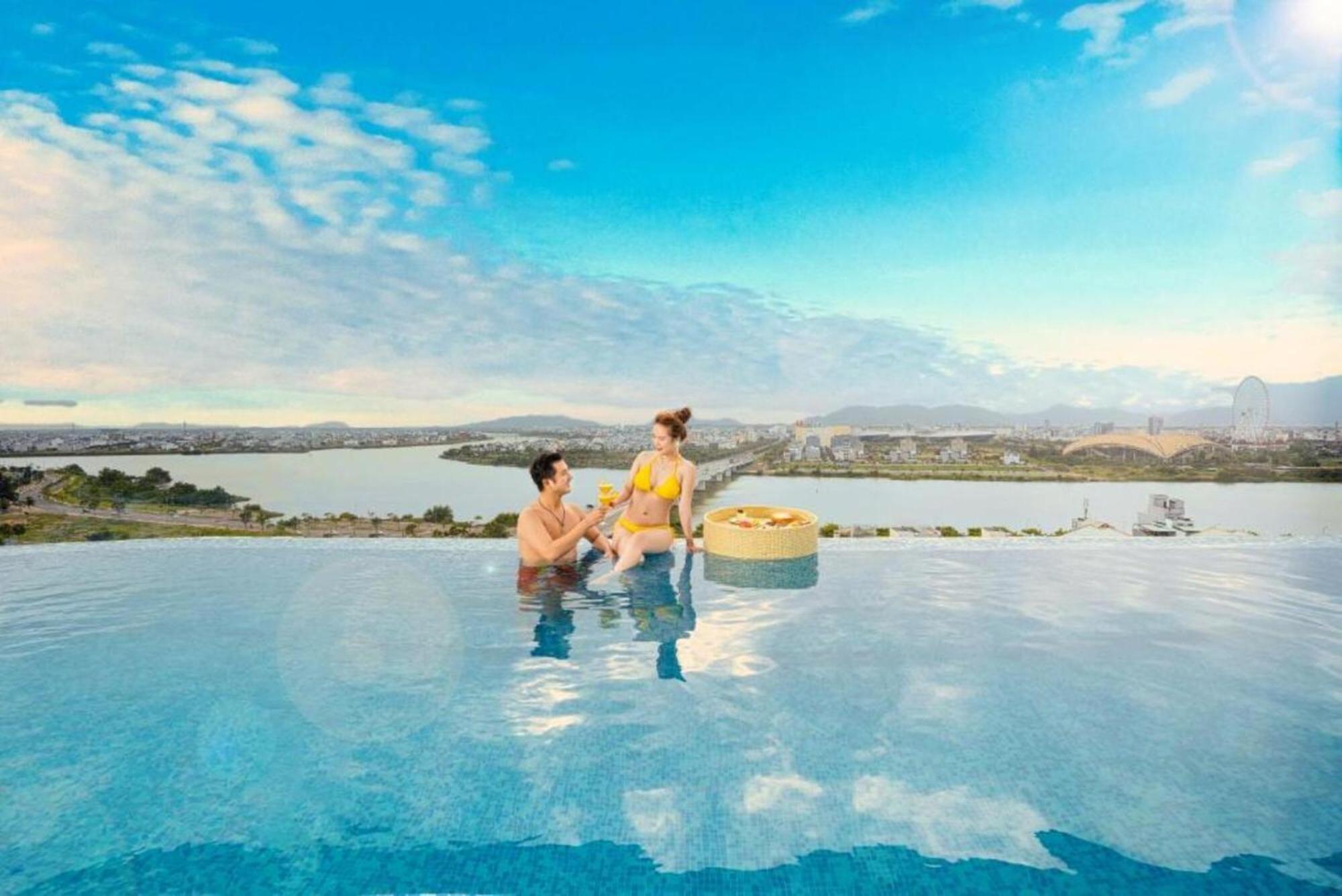Rhm Luxury And Da Nang